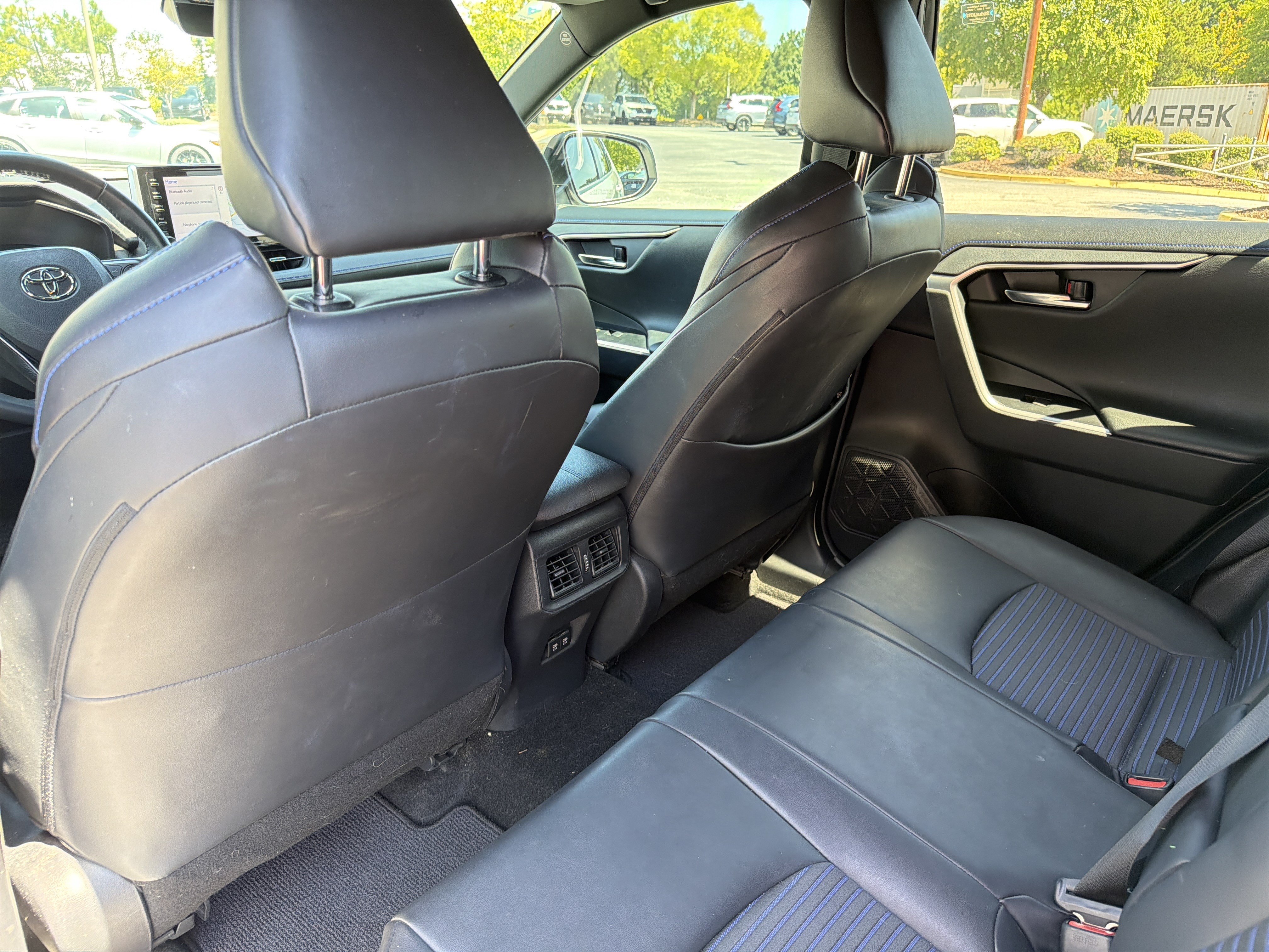 Used 2020 Toyota RAV4 XSE w/ XSE Grade Weather Package AWD/4WD image 18