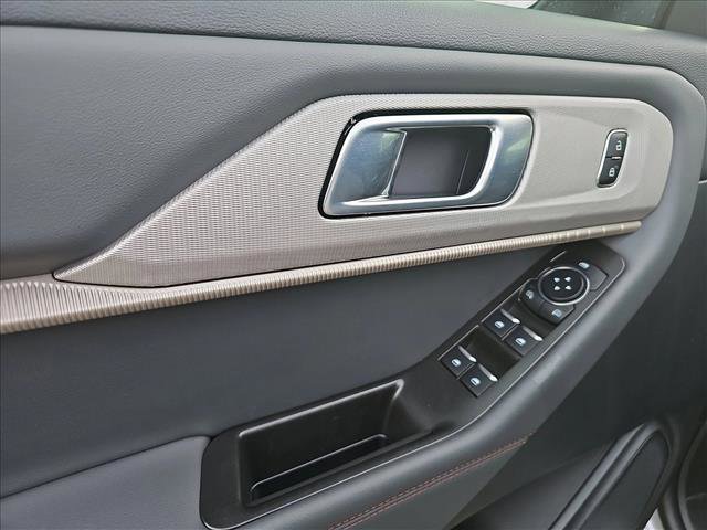 New 2026 Ford Explorer Active image 15