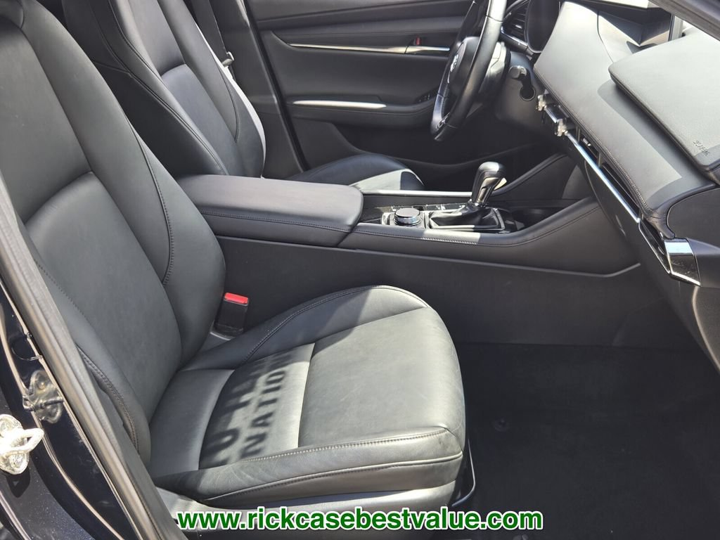 Used 2022 MAZDA MAZDA3 s FWD image 19