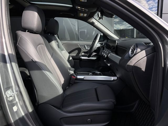 Certified 2025 Mercedes-Benz GLB 250 GLB 250 image 49