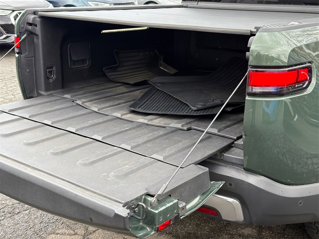 Used 2022 Rivian R1T Adventure image 11