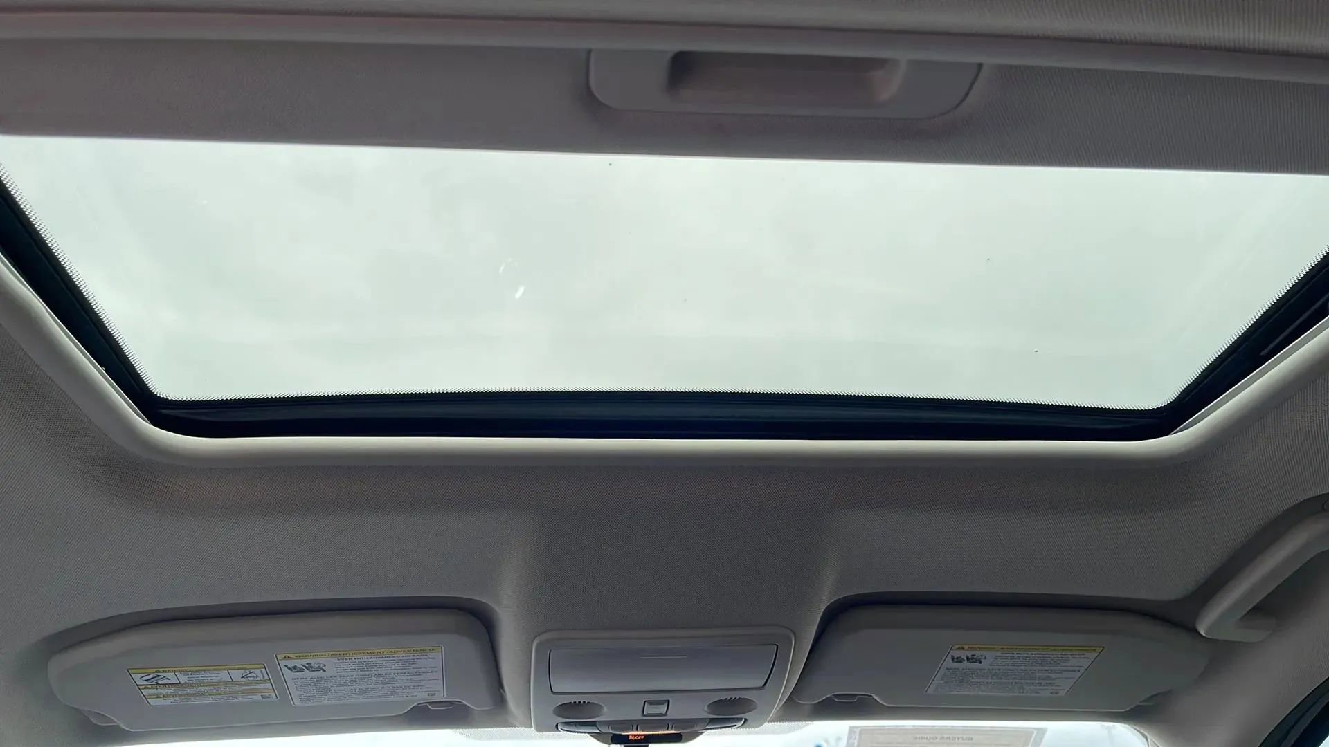 Used 2021 Ford EcoSport SE w/ SE Convenience Package image 12