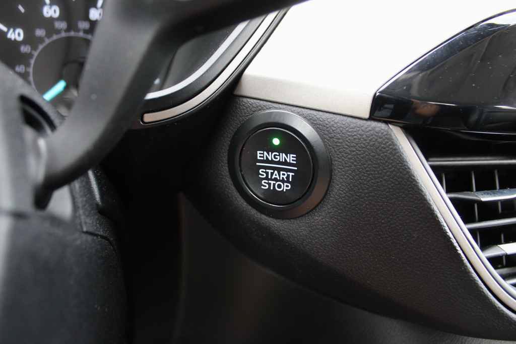 Used 2021 Ford Escape SEL FWD image 19