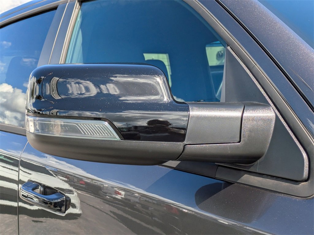 New 2026 RAM 1500 4x4 Crew Cab image 10