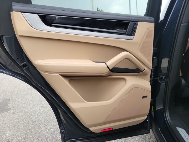 New 2026 Porsche Cayenne AWD/4WD image 19
