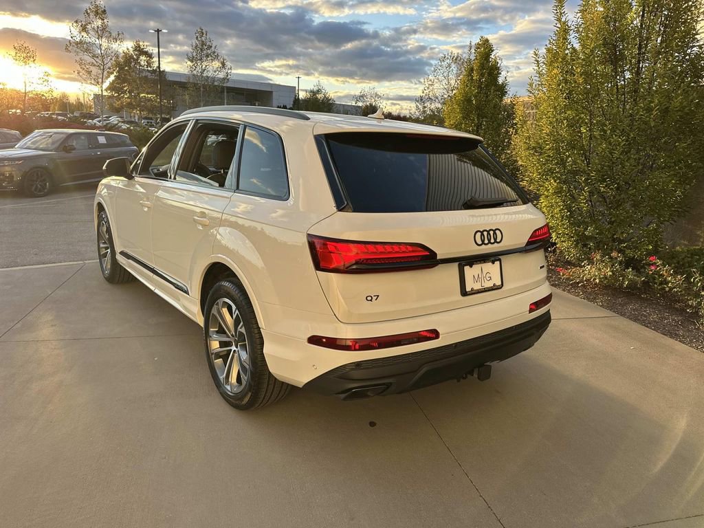 New 2026 Audi Q7 2.0T Premium image 5