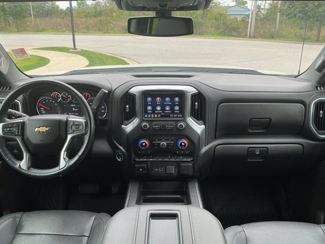Used 2022 Chevrolet Silverado 1500 LTZ AWD/4WD image 21