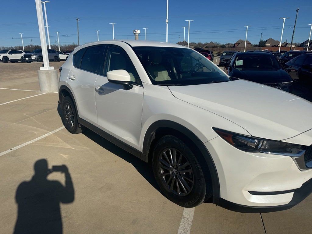 Used 2020 MAZDA CX-5 Touring image 4