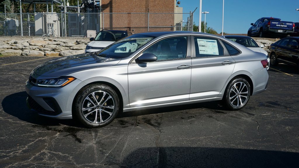 New 2026 Volkswagen Jetta Sport image 2