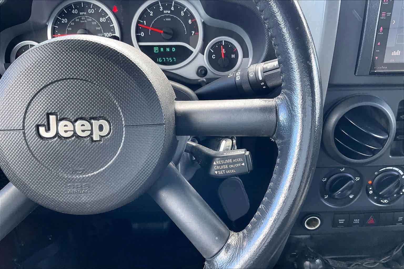 Used 2009 Jeep Wrangler Unlimited Rubicon w/ Trailer Tow Group AWD/4WD image 25