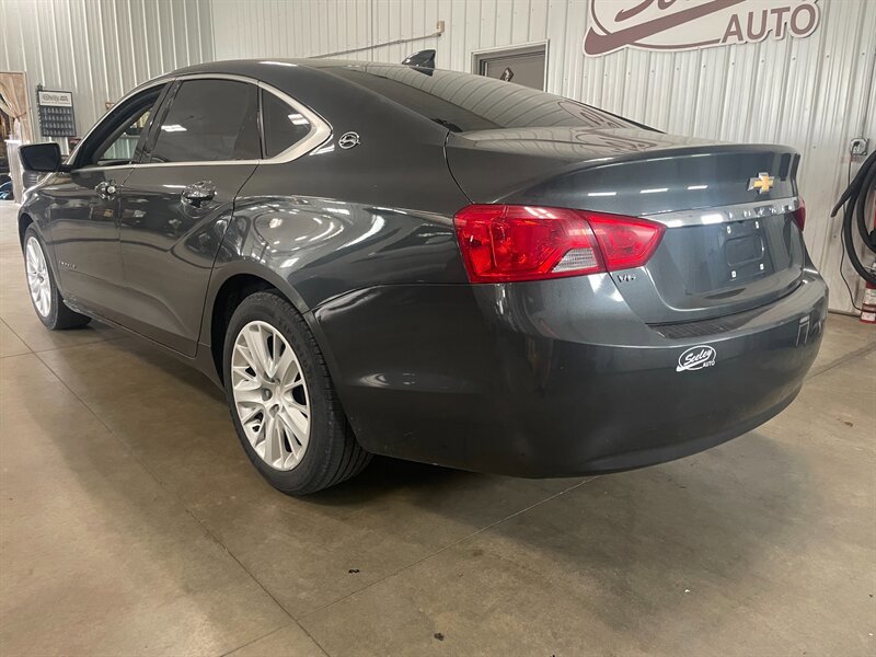 Used 2018 Chevrolet Impala LS FWD image 3