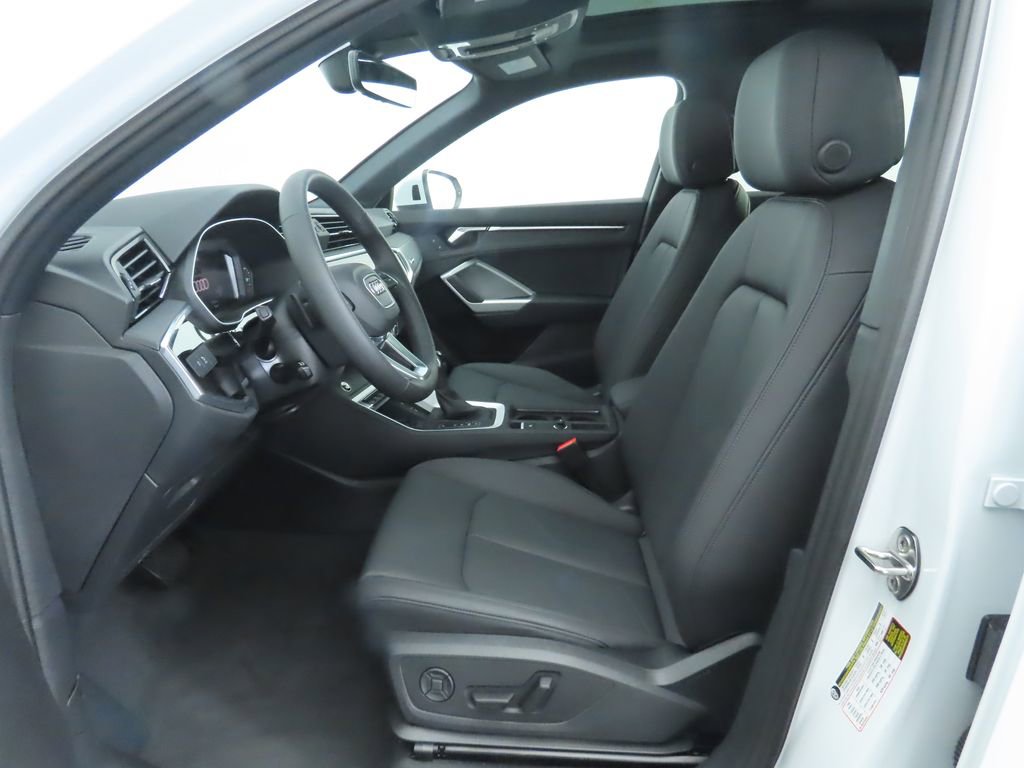 Used 2025 Audi Q3 2.0T Premium w/ Convenience Package image 20