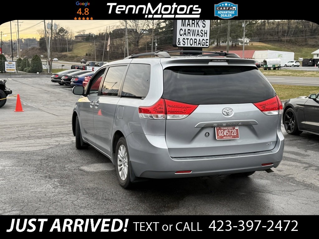 Used 2014 Toyota Sienna XLE image 7