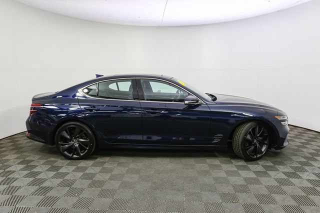 Used 2022 Genesis G70 3.3T w/ Sport Advanced Package AWD/4WD image 13