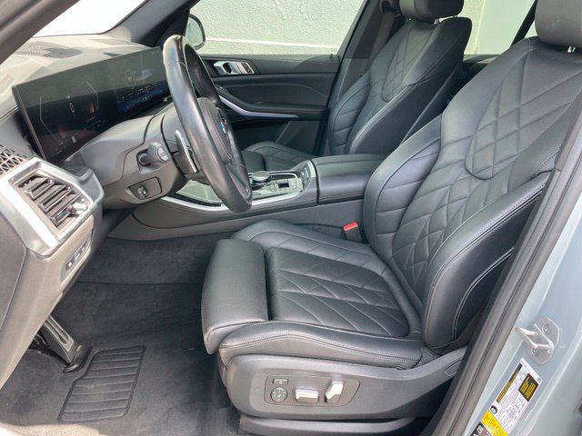 Certified 2024 BMW X5 xDrive40i w/ M Sport Package AWD/4WD image 6