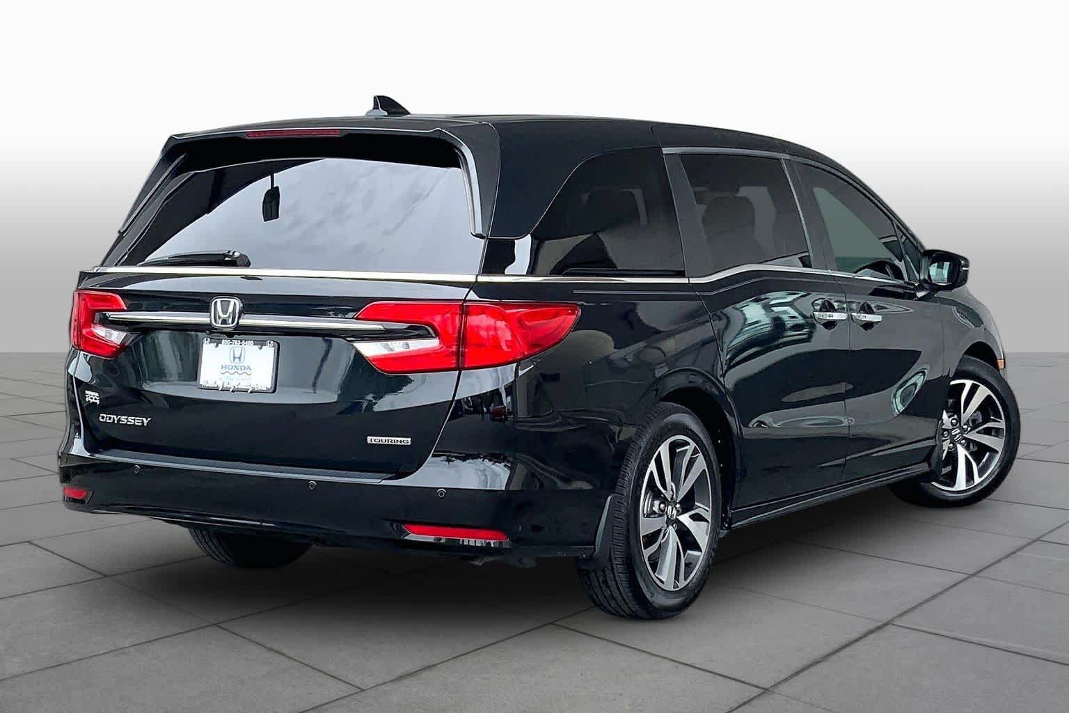 Used 2022 Honda Odyssey Touring image 13