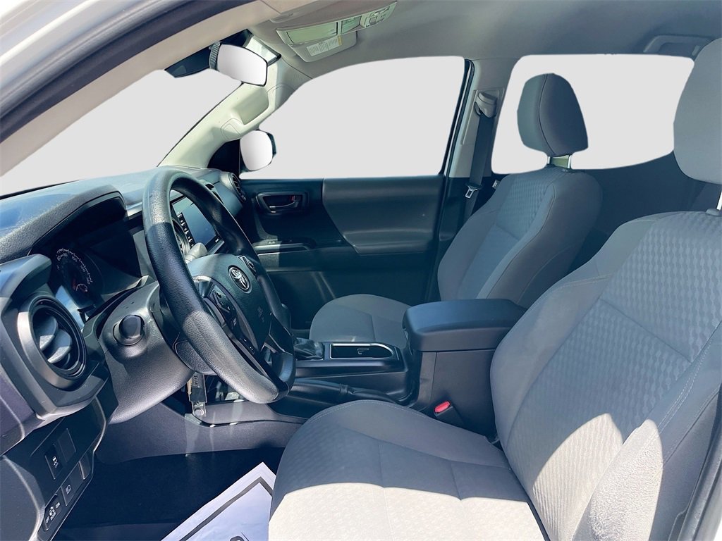 Used 2022 Toyota Tacoma SR w/ SR Convenience Package image 10