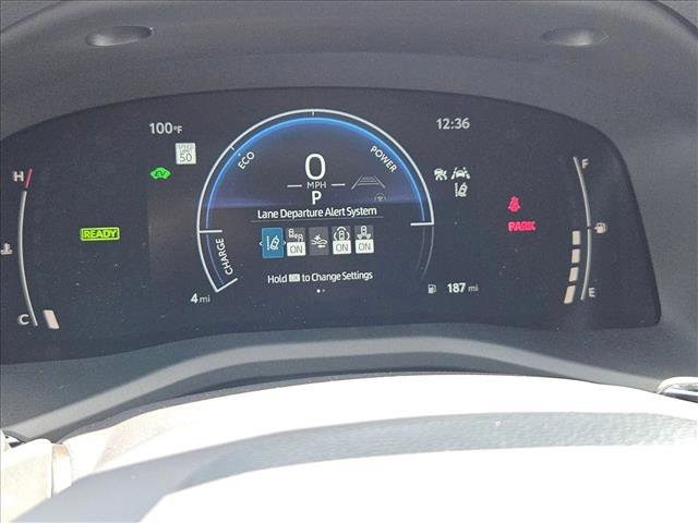 New 2025 Toyota Camry SE image 10