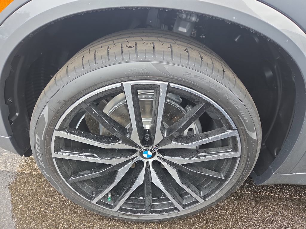 New 2026 BMW X5 xDrive40i w/ Executive Package image 9