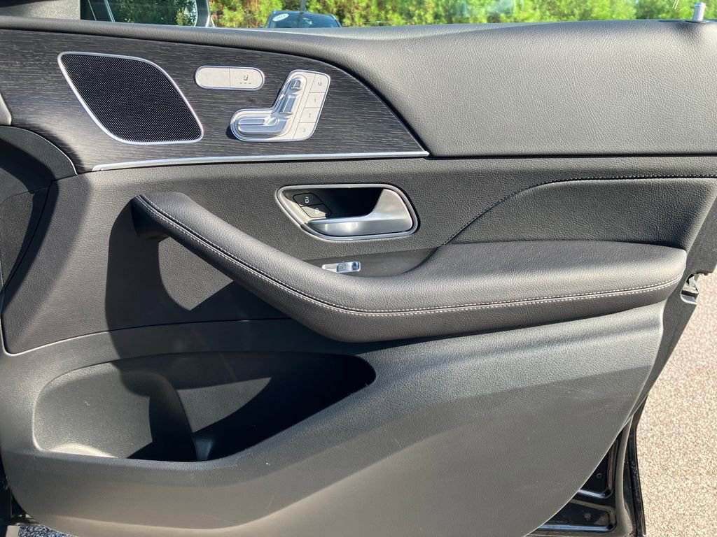 Used 2025 Mercedes-Benz GLE 350 4MATIC image 37