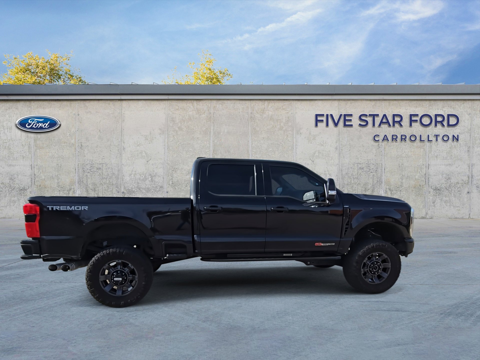 Used 2024 Ford F250 Lariat w/ Lariat Ultimate Package image 9