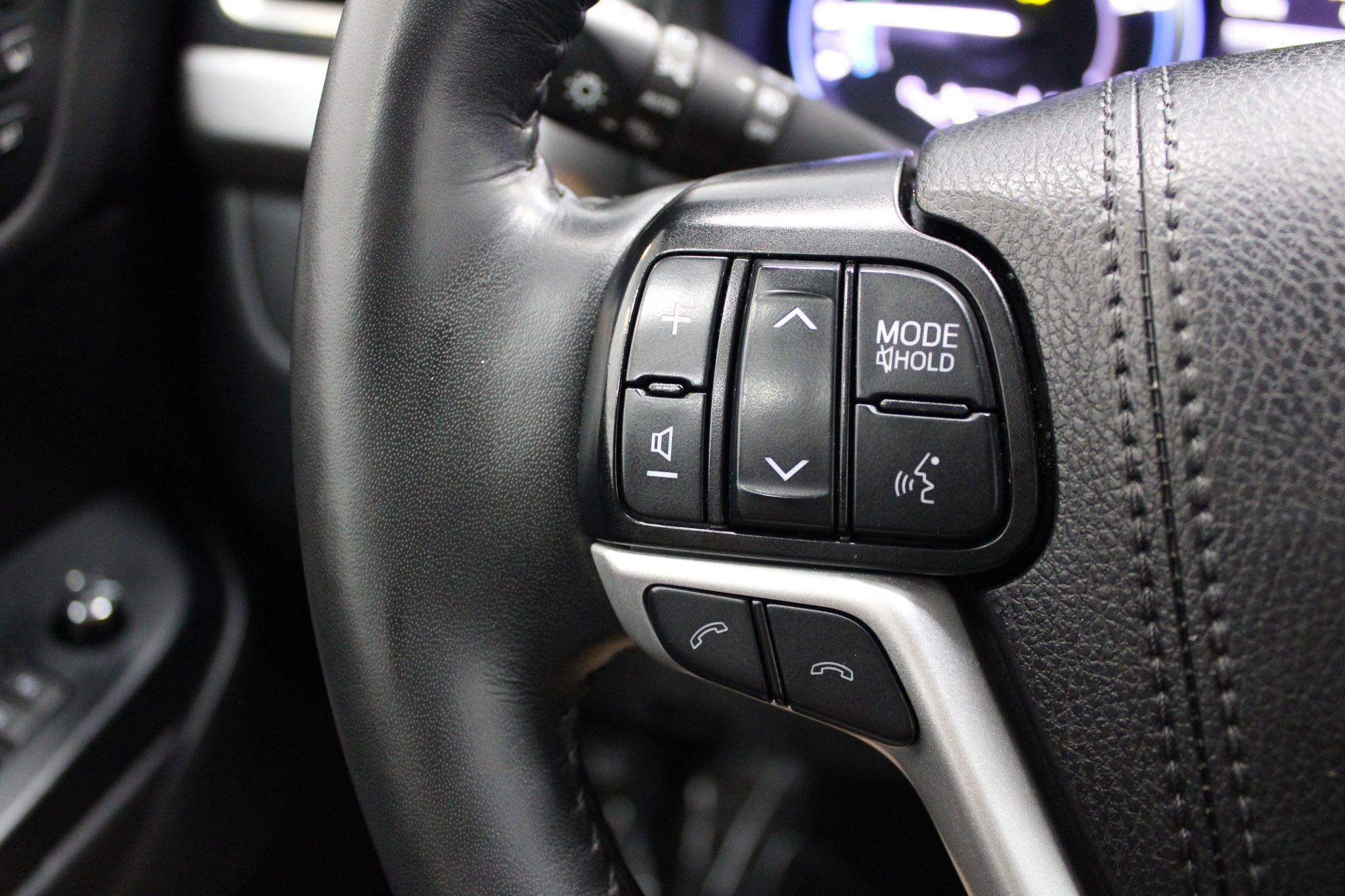 Used 2019 Toyota Highlander Limited Platinum image 40