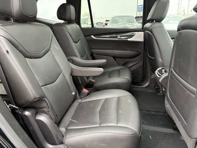 Used 2022 Cadillac XT6 Sport image 16