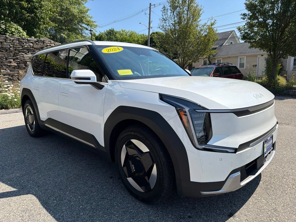 Certified 2024 Kia EV9 Wind AWD/4WD image 9