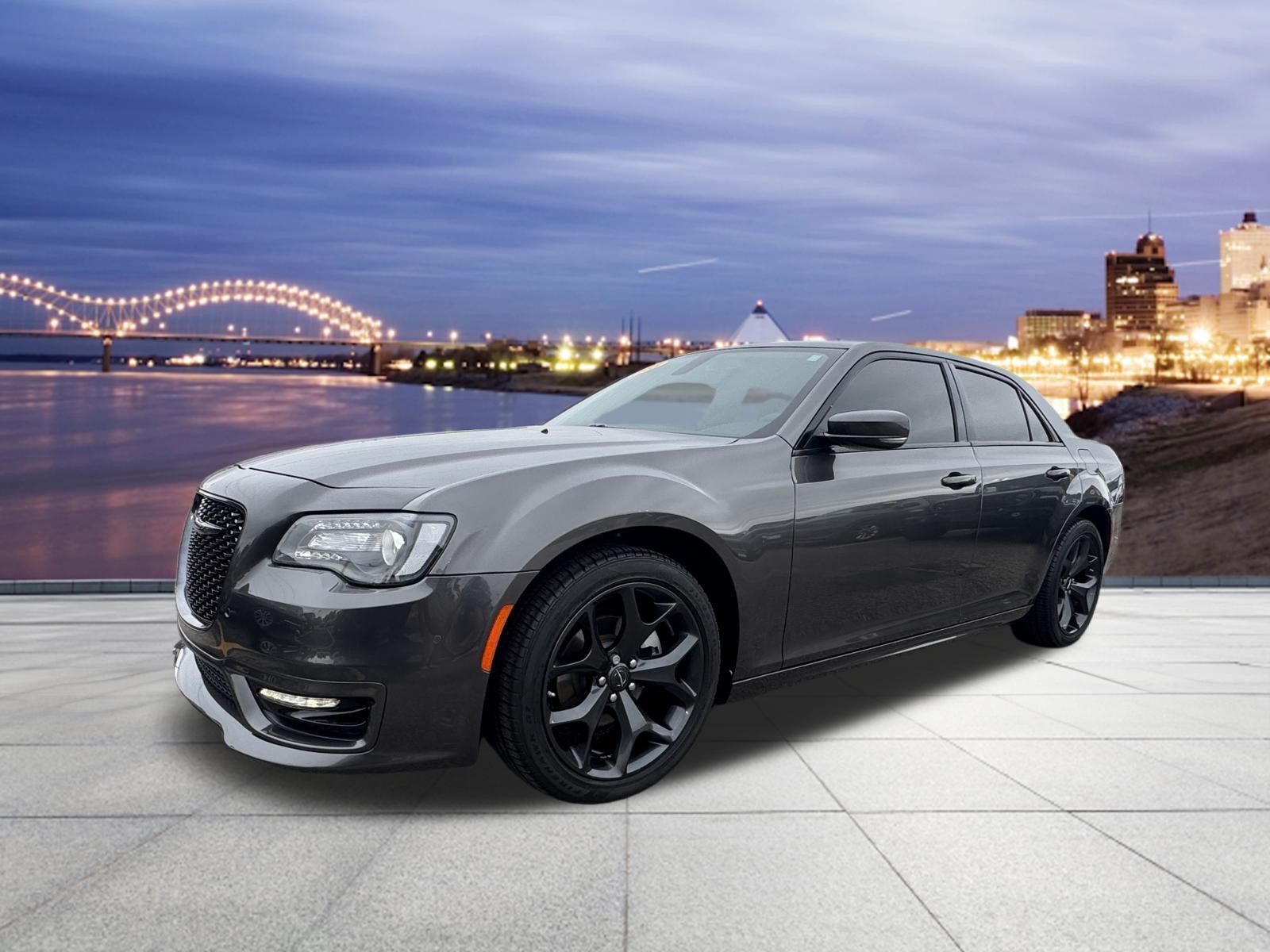 Used 2023 Chrysler 300 Touring L RWD image 1