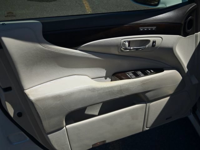 Used 2007 Lexus LS 460 RWD image 13