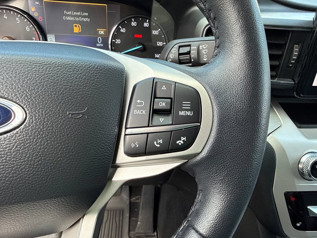 Used 2024 Ford Explorer XLT w/ Equipment Group 202A AWD/4WD image 27