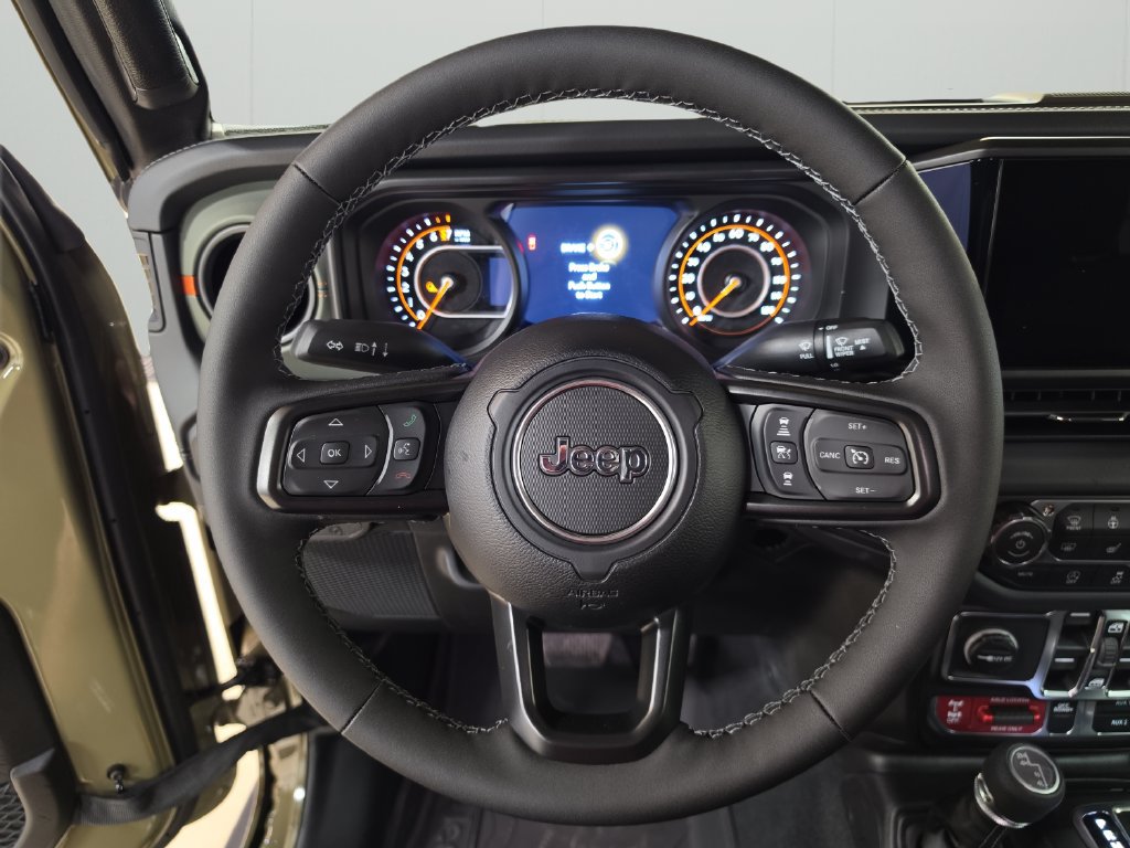 New 2026 Jeep Gladiator Mojave w/ Safety Group AWD/4WD image 20