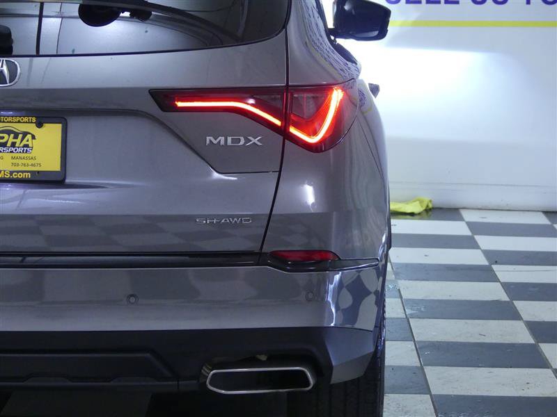 Used 2023 Acura MDX A-Spec AWD/4WD image 32
