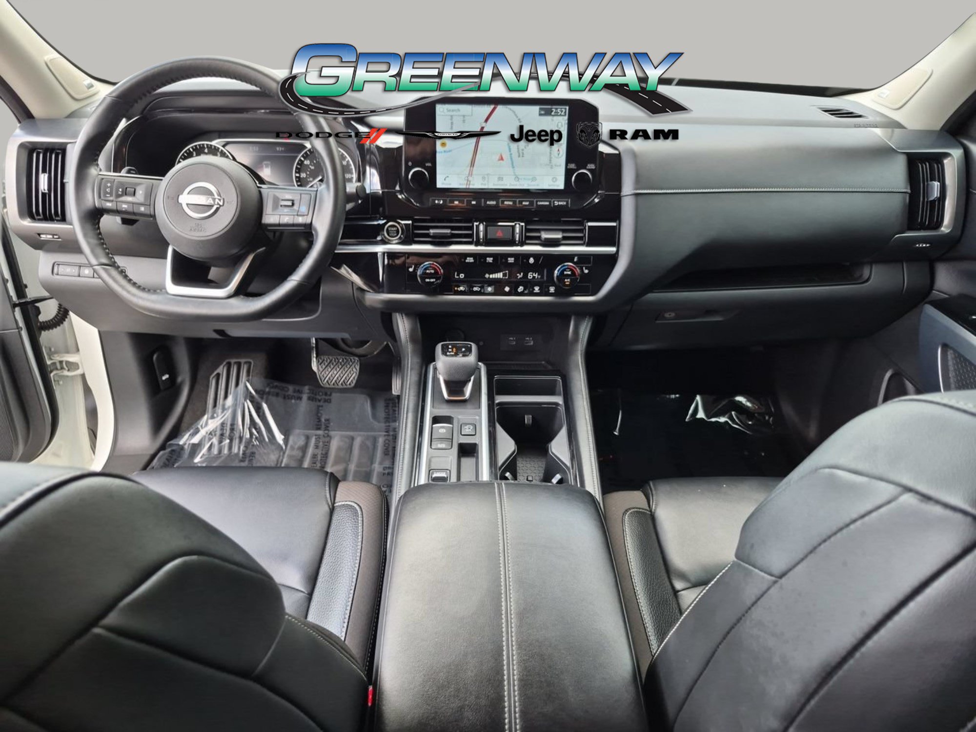 Used 2022 Nissan Pathfinder SL w/ SL Premium Package FWD image 9