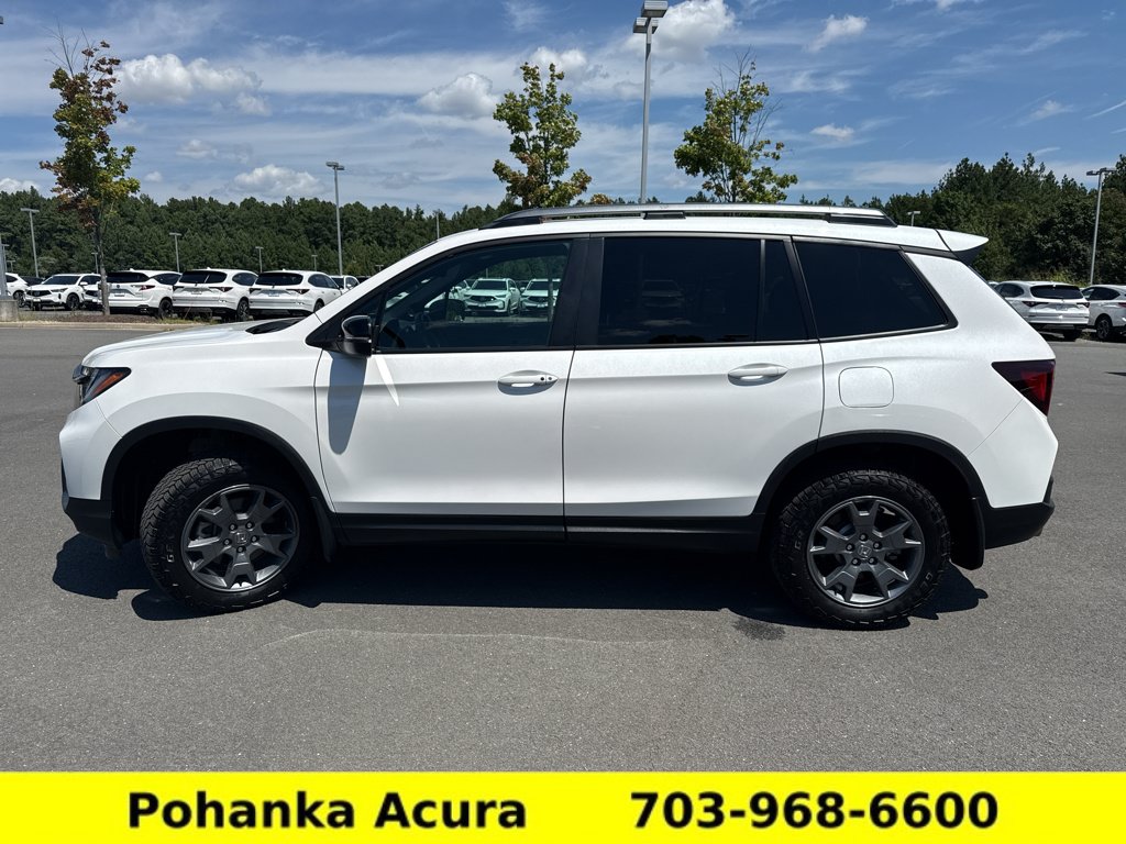 Used 2025 Honda Passport TrailSport image 4