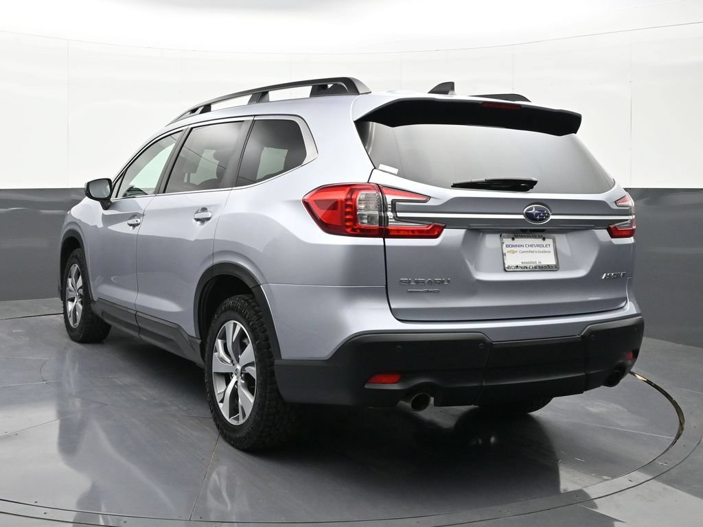Used 2024 Subaru Ascent Premium w/ Convenience Package AWD/4WD image 3