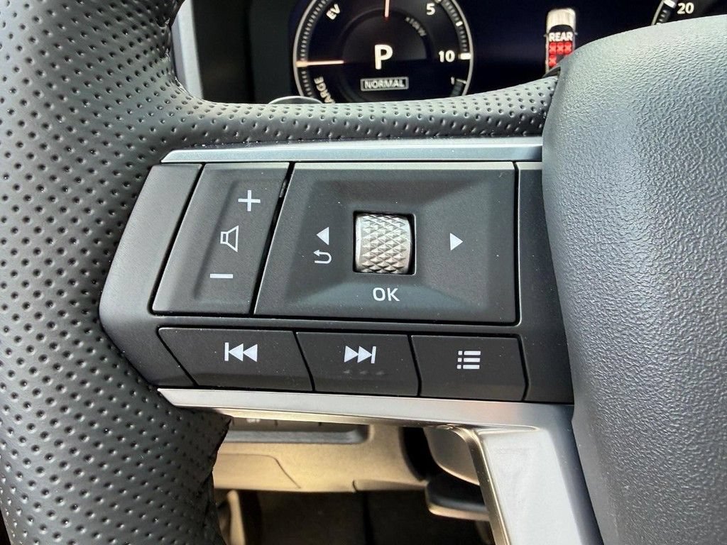 Used 2026 Nissan Rogue Platinum AWD/4WD image 15