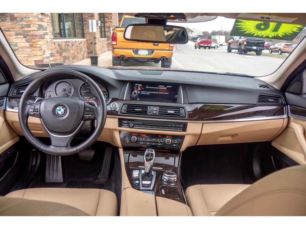 Used 2016 BMW 528i xDrive 528i xDrive image 12