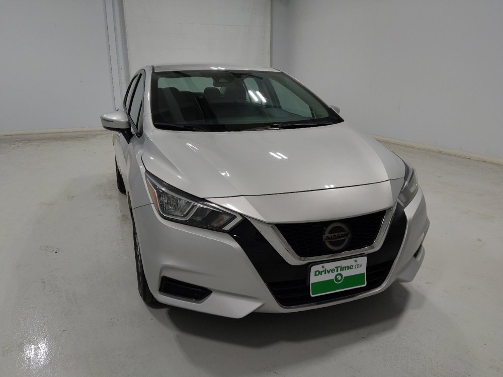 Used 2021 Nissan Versa SV image 14