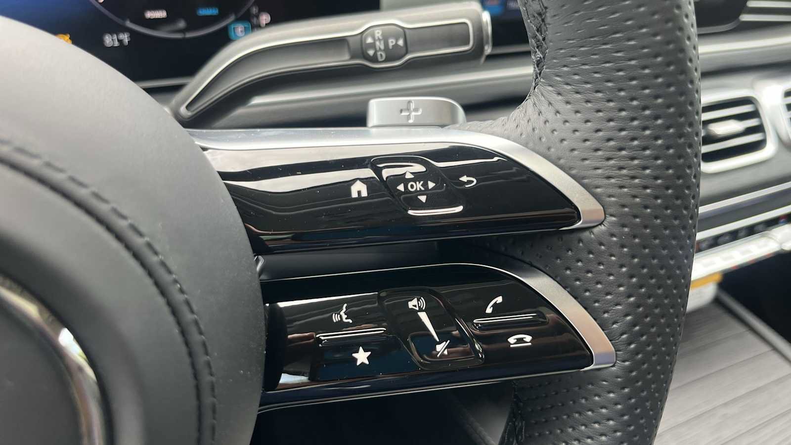 New 2026 Mercedes-Benz GLS 450 4MATIC image 41