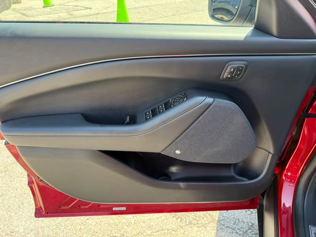 Used 2021 Ford Mustang Mach-E Premium image 19