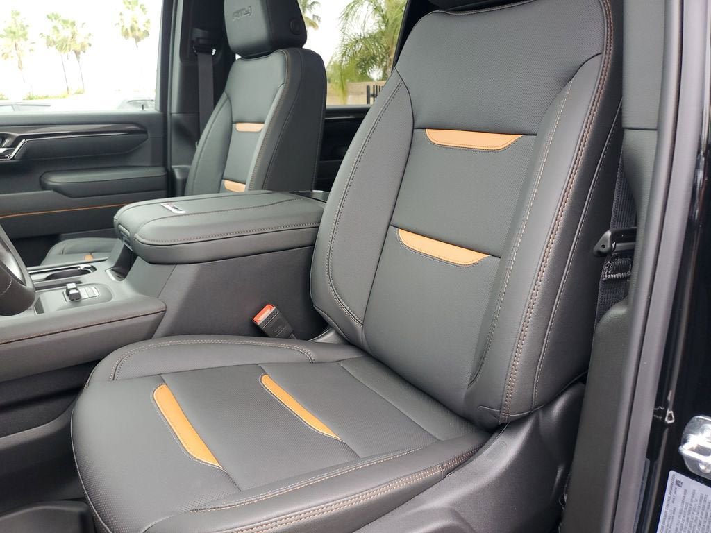 New 2026 GMC Sierra 2500 AT4 w/ AT4 Premium Plus Package AWD/4WD image 8