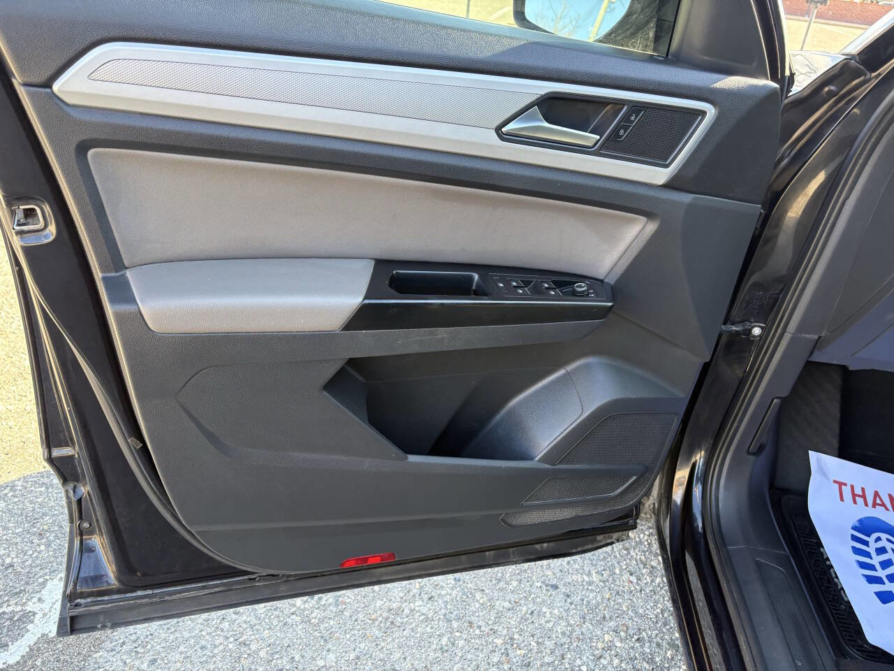 Used 2021 Volkswagen Atlas Cross Sport S image 31