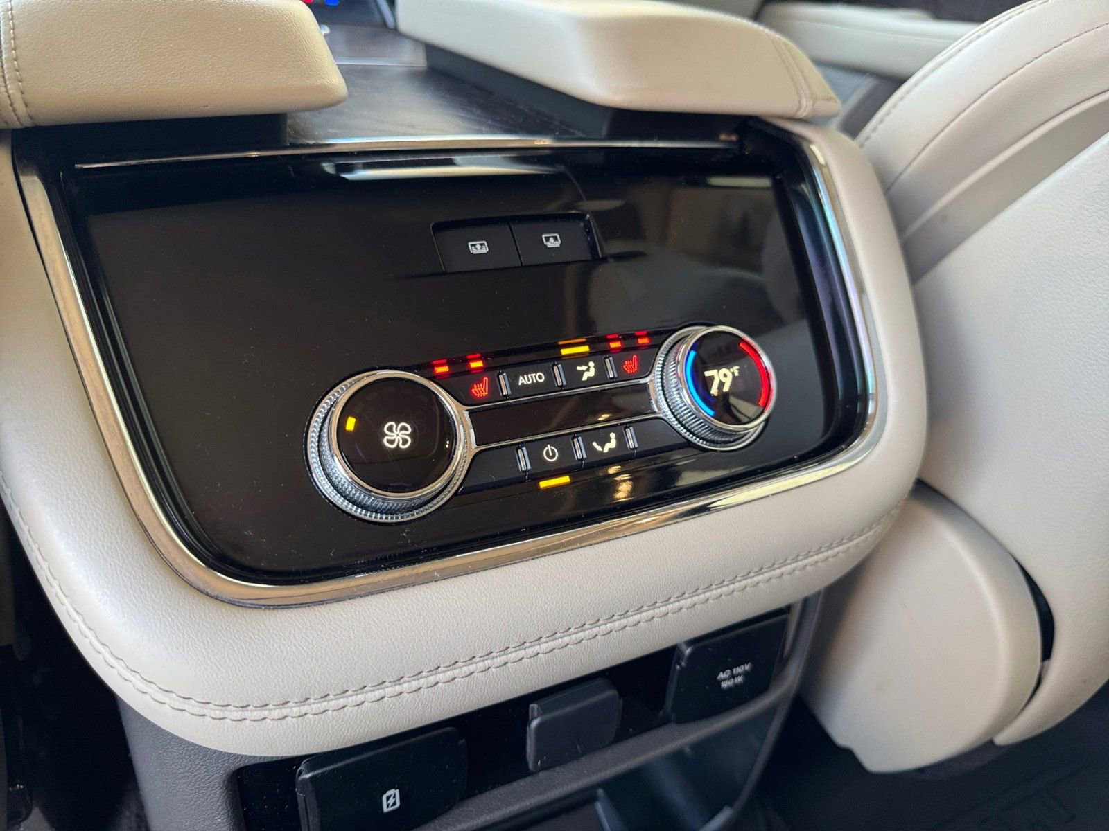 Used 2021 Lincoln Navigator L Reserve w/ Luxury Package image 21