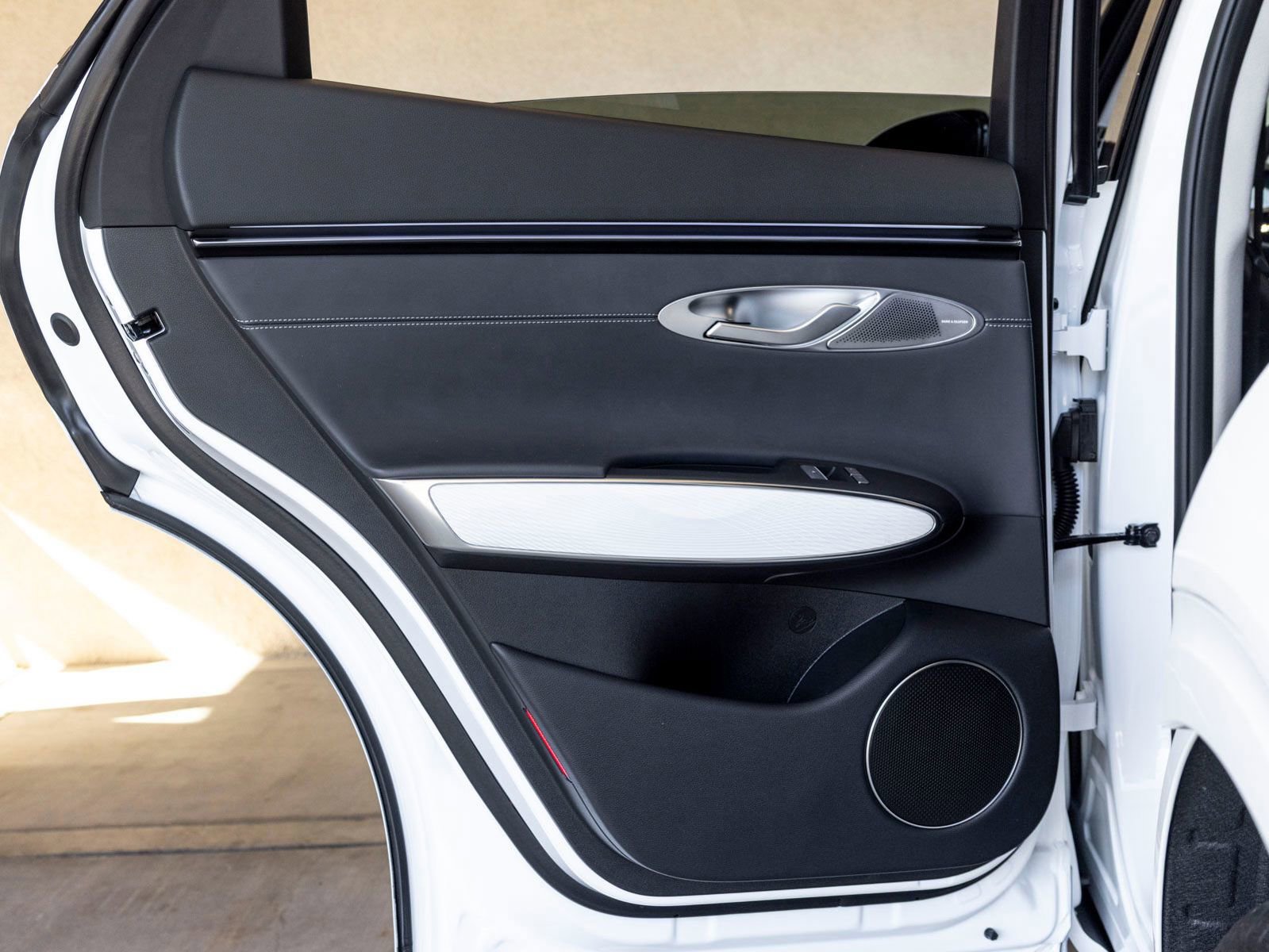 Used 2026 Genesis GV70 2.5T Advanced image 19