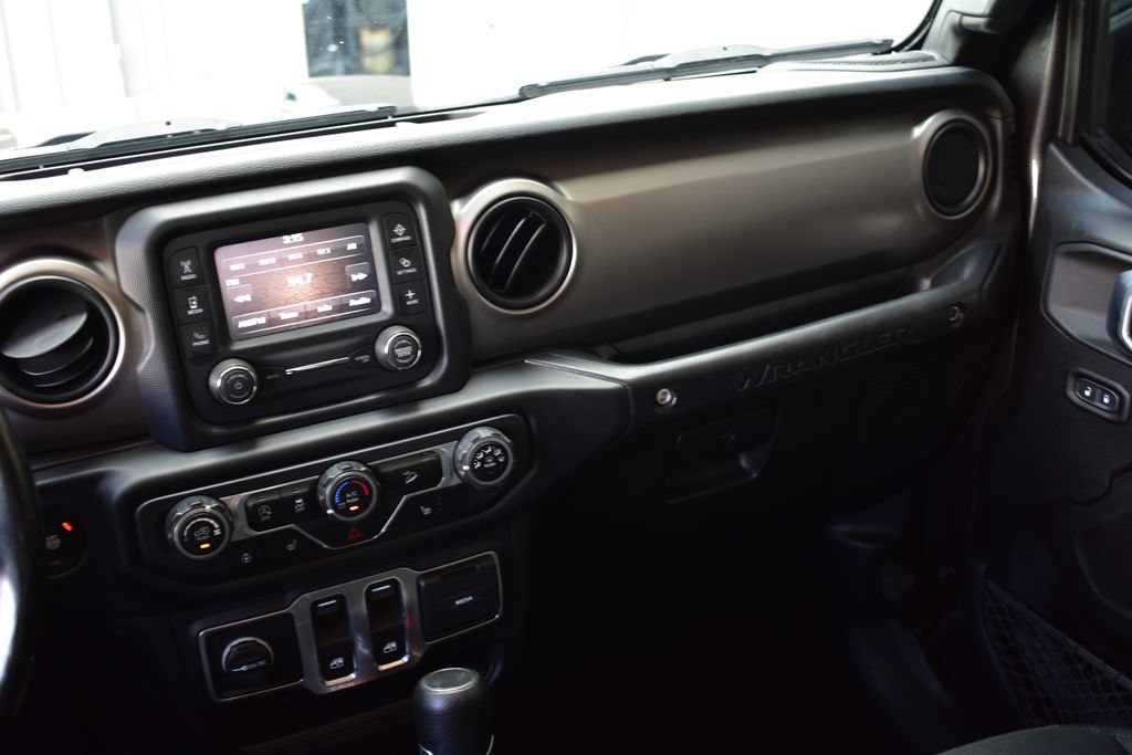 Used 2020 Jeep Wrangler Sport AWD/4WD image 29