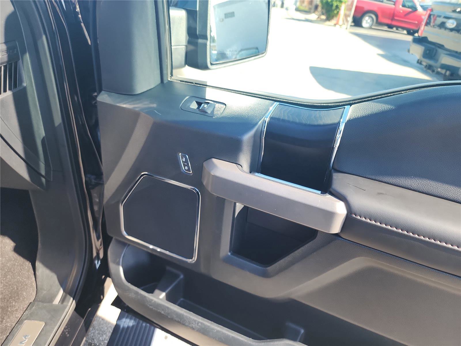 Certified 2020 Ford F150 Platinum w/ Equipment Group 701A Luxury image 23