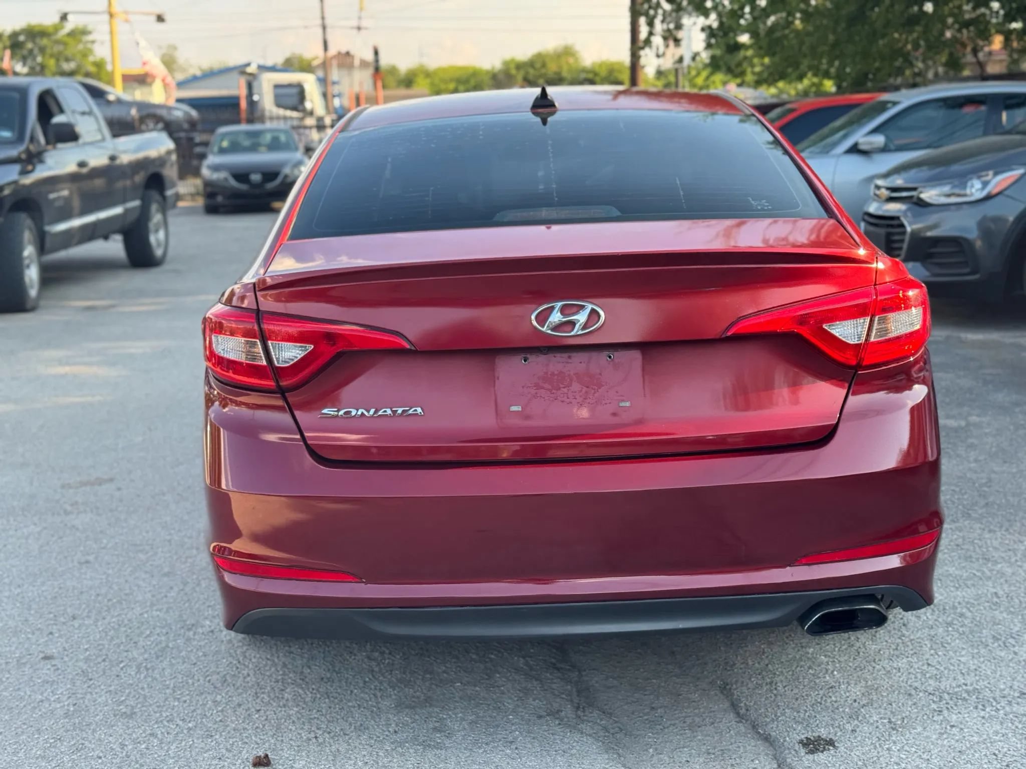 Used 2016 Hyundai Sonata SE w/ Winter Weather Package FWD image 7