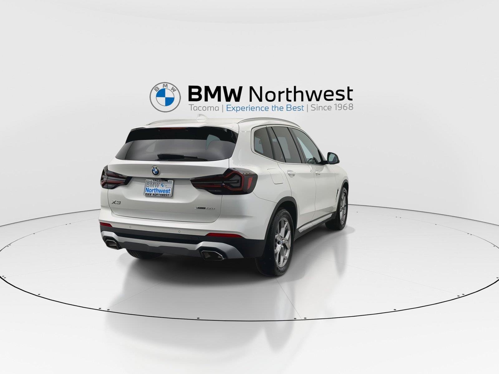 Used 2023 BMW X3 xDrive30i w/ Convenience Package AWD/4WD image 3