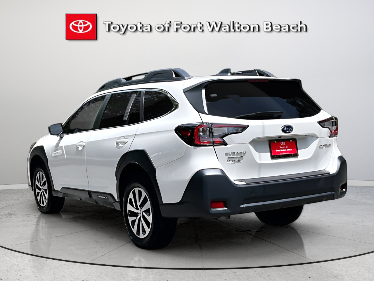 Used 2025 Subaru Outback AWD/4WD image 4